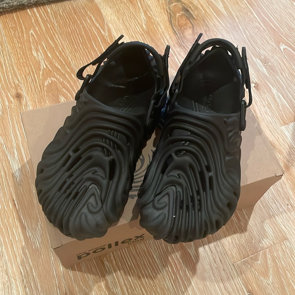 Salehe Bembury Black Croc